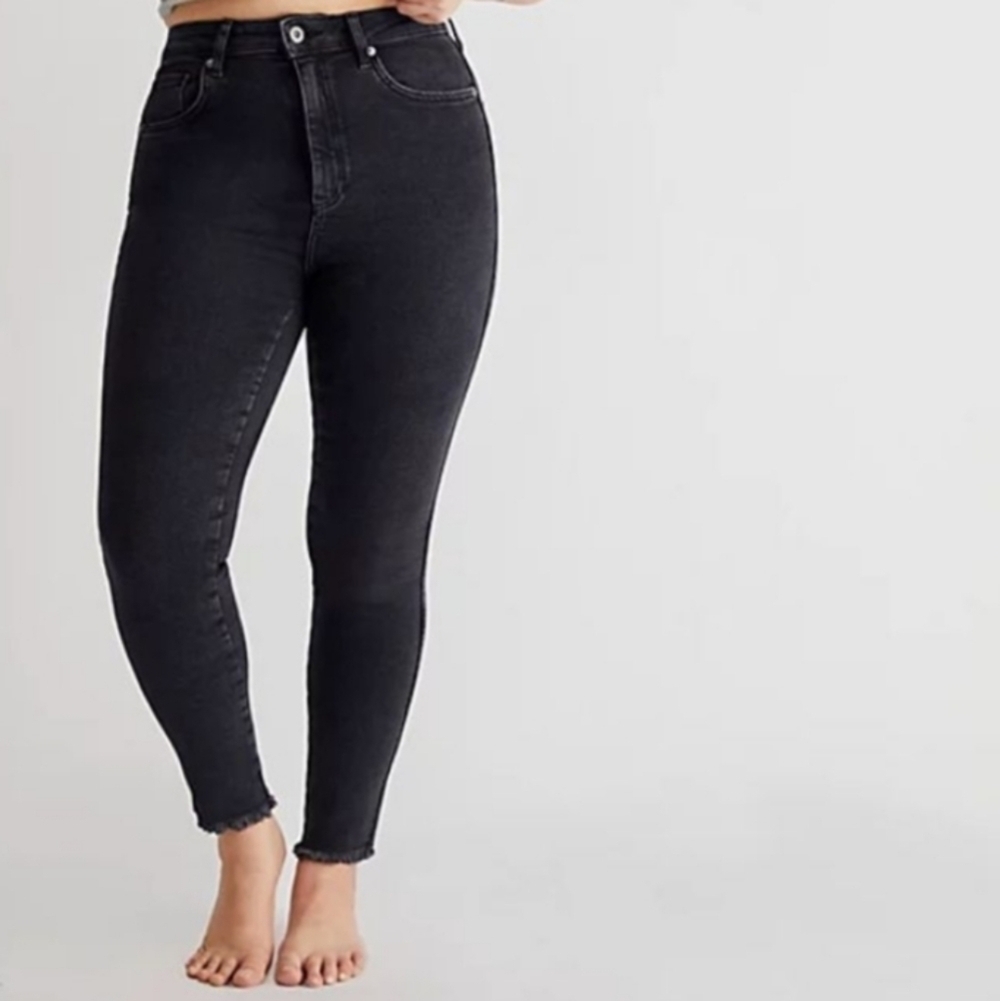 We the Free High Rise Raw Jegging